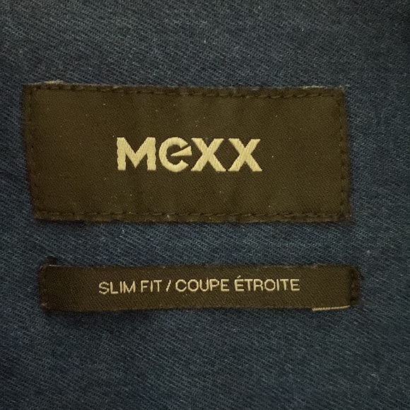 Mexx  men slim fit Jeans shirt . Size L Pocket on the left .Excellent condition - Picture 8 of 8